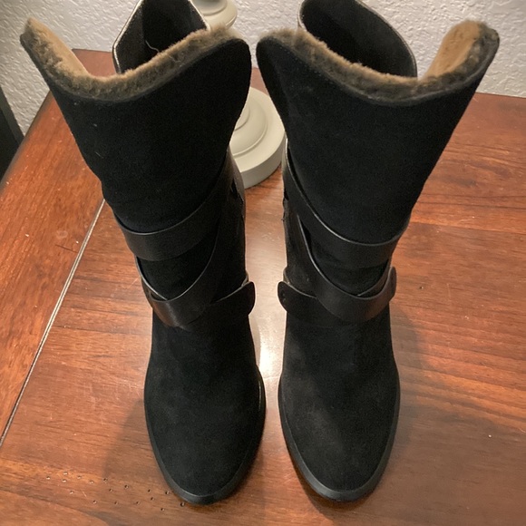 Calvin Klein Tanya Boots. HTF. Unique and flirty! - Picture 5 of 11